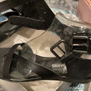 Ladies black Franco Sarto sanders